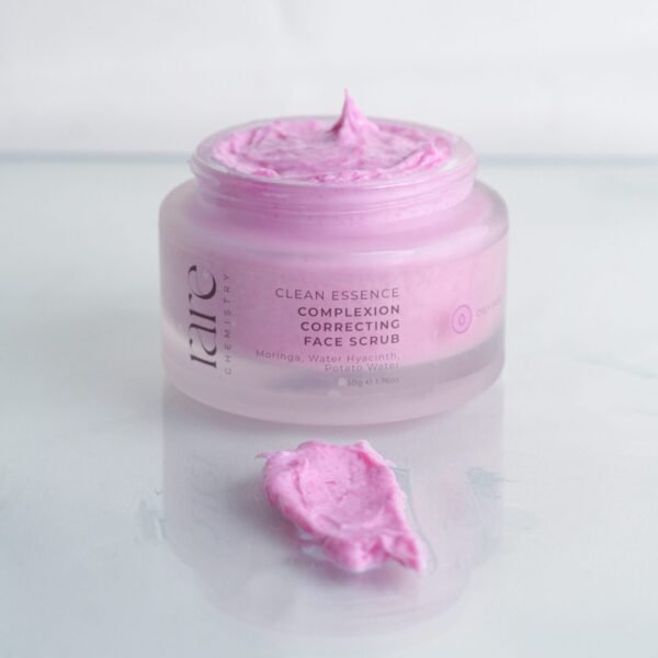 Complexion correcting face scrub